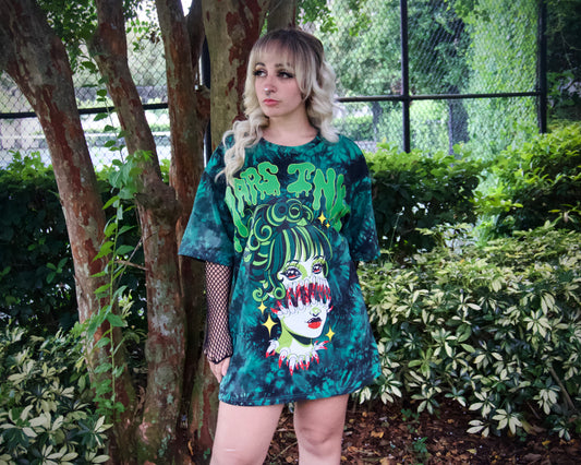 SLIMEY MONSTER GIRL TEE