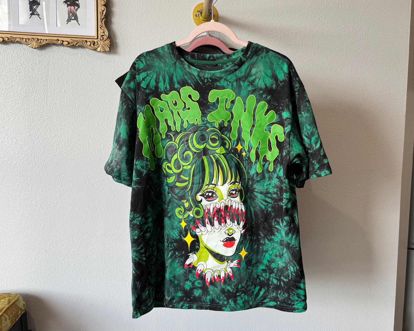 SLIMEY MONSTER GIRL TEE